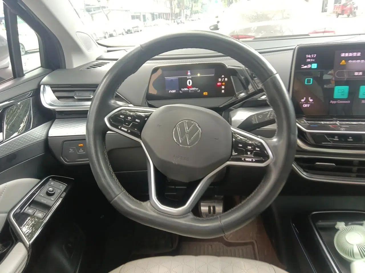 Volkswagen ID.6 X 2021 Pro Smart Long-Range Edition — миниатюра 11