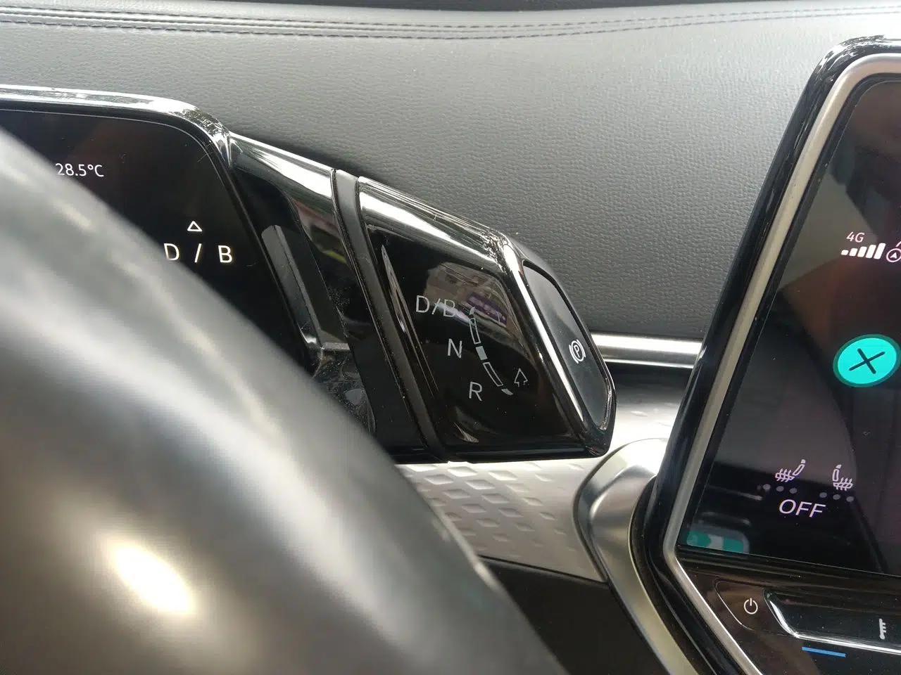 Volkswagen ID.6 X 2021 Pro Smart Long-Range Edition — миниатюра 15