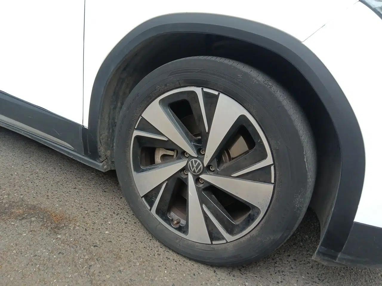 Volkswagen ID.6 X 2021 Pro Smart Long-Range Edition — миниатюра 8