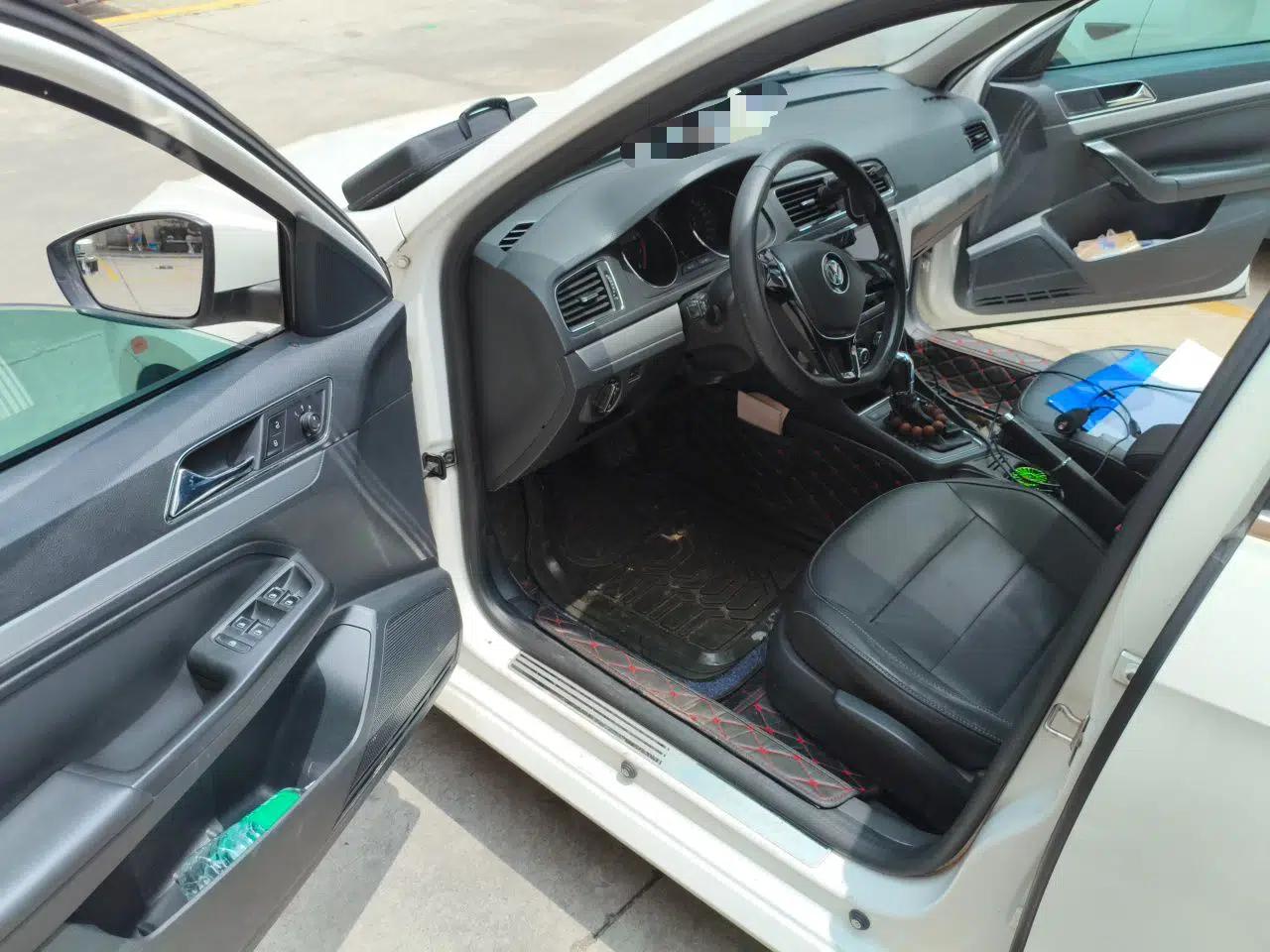 Volkswagen Gran Lavida 2015 1.6L Automatic Comfort Edition — миниатюра 17