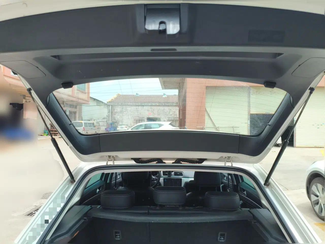 Volkswagen Gran Lavida 2015 1.6L Automatic Comfort Edition — миниатюра 20
