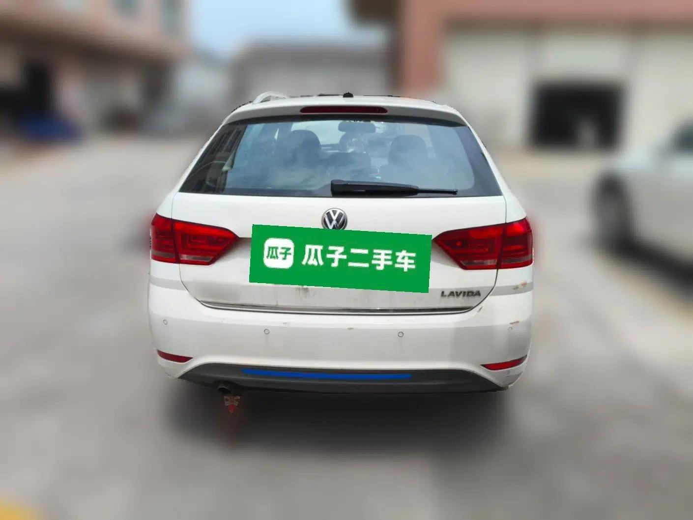 Volkswagen Gran Lavida 2015 1.6L Automatic Comfort Edition — миниатюра 5