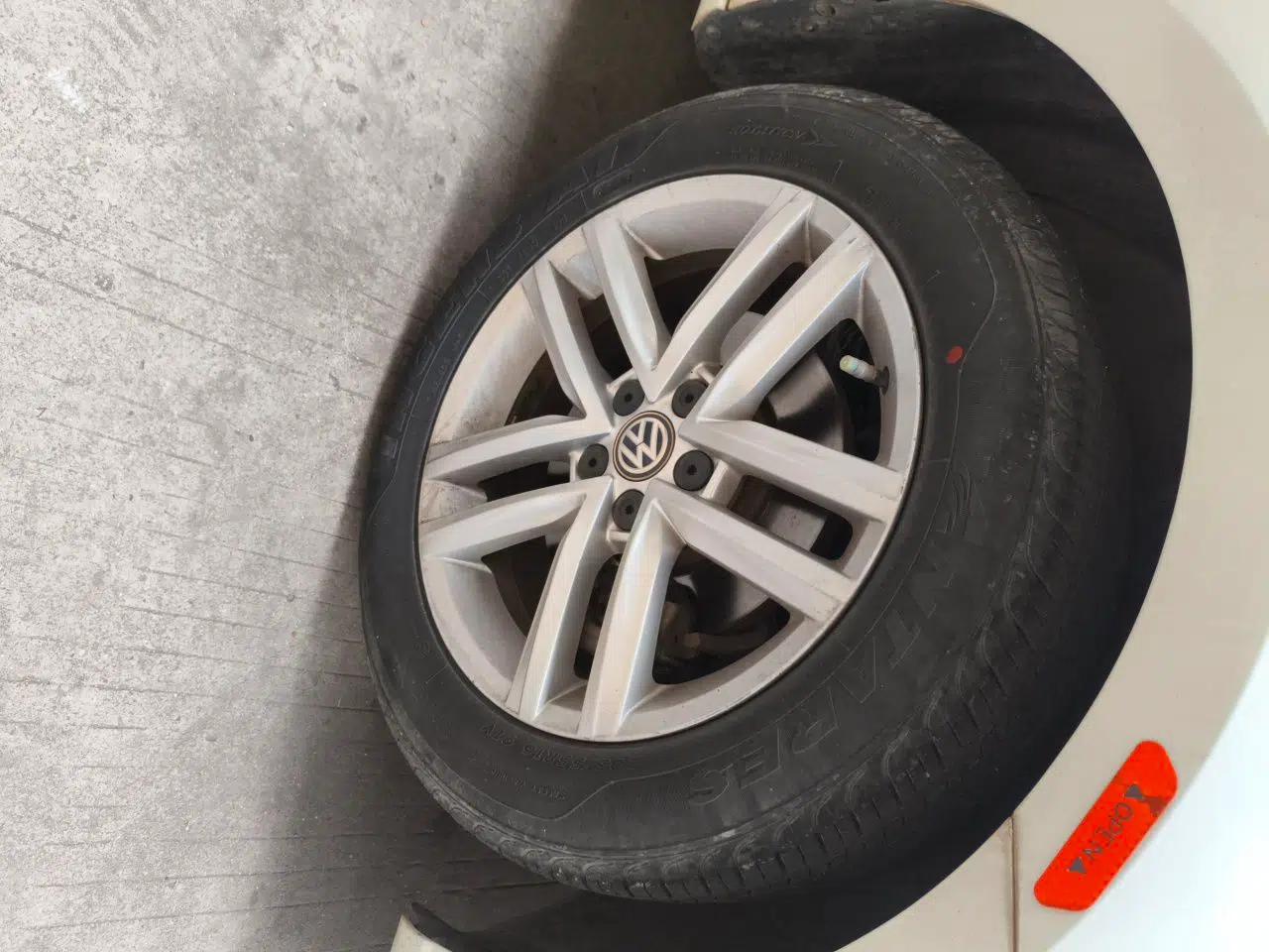 Volkswagen Gran Lavida 2015 1.6L Automatic Comfort Edition — миниатюра 8