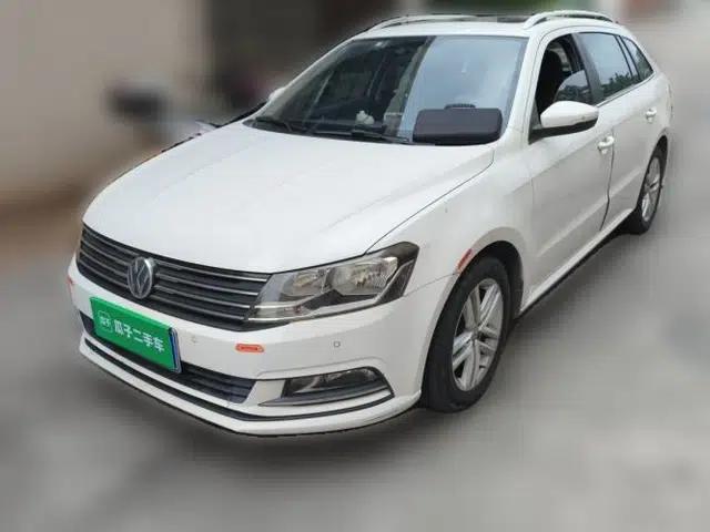 Volkswagen Gran Lavida 2015 1.6L Automatic Comfort Edition