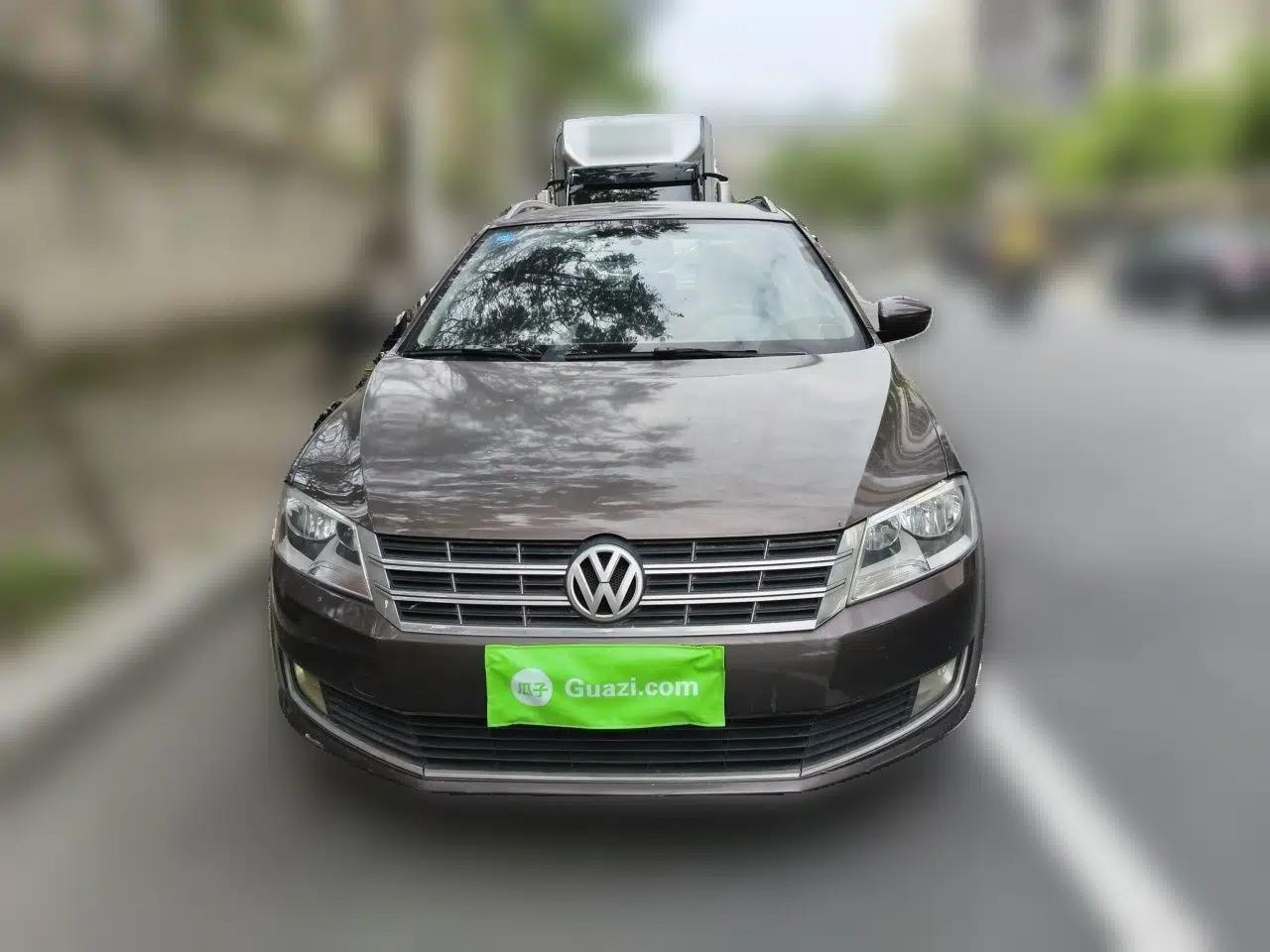 Volkswagen Gran Lavida 2013 1.6L Automatic Fashion Model — миниатюра 2