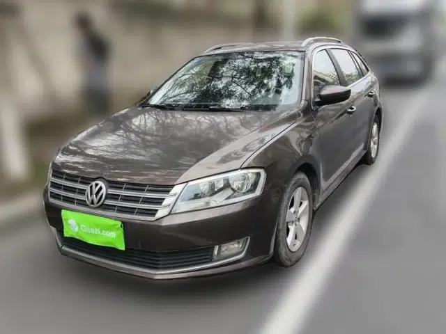 Volkswagen Gran Lavida 2013 1.6L Automatic Fashion Model
