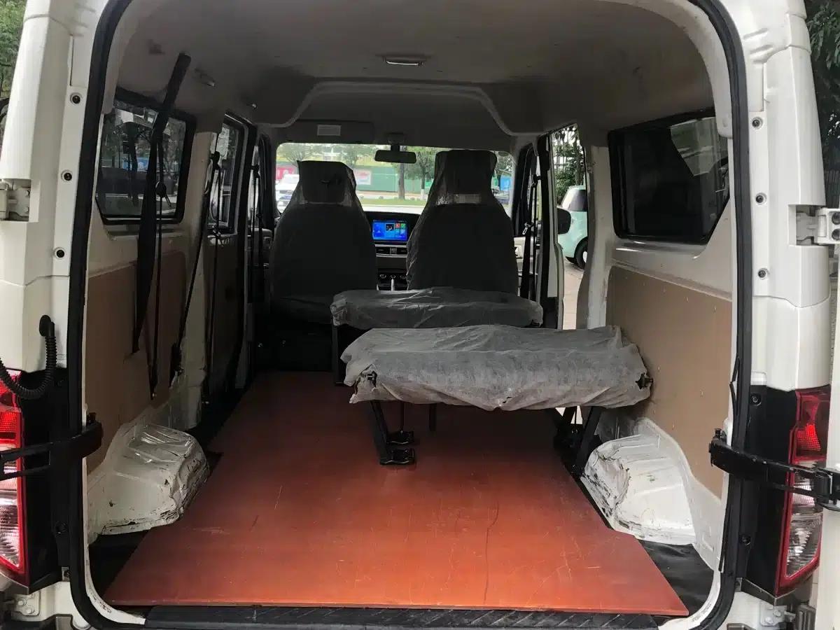 Crossstar V5 EV 2024 Smart Edition 6-seater with double doors — миниатюра 11
