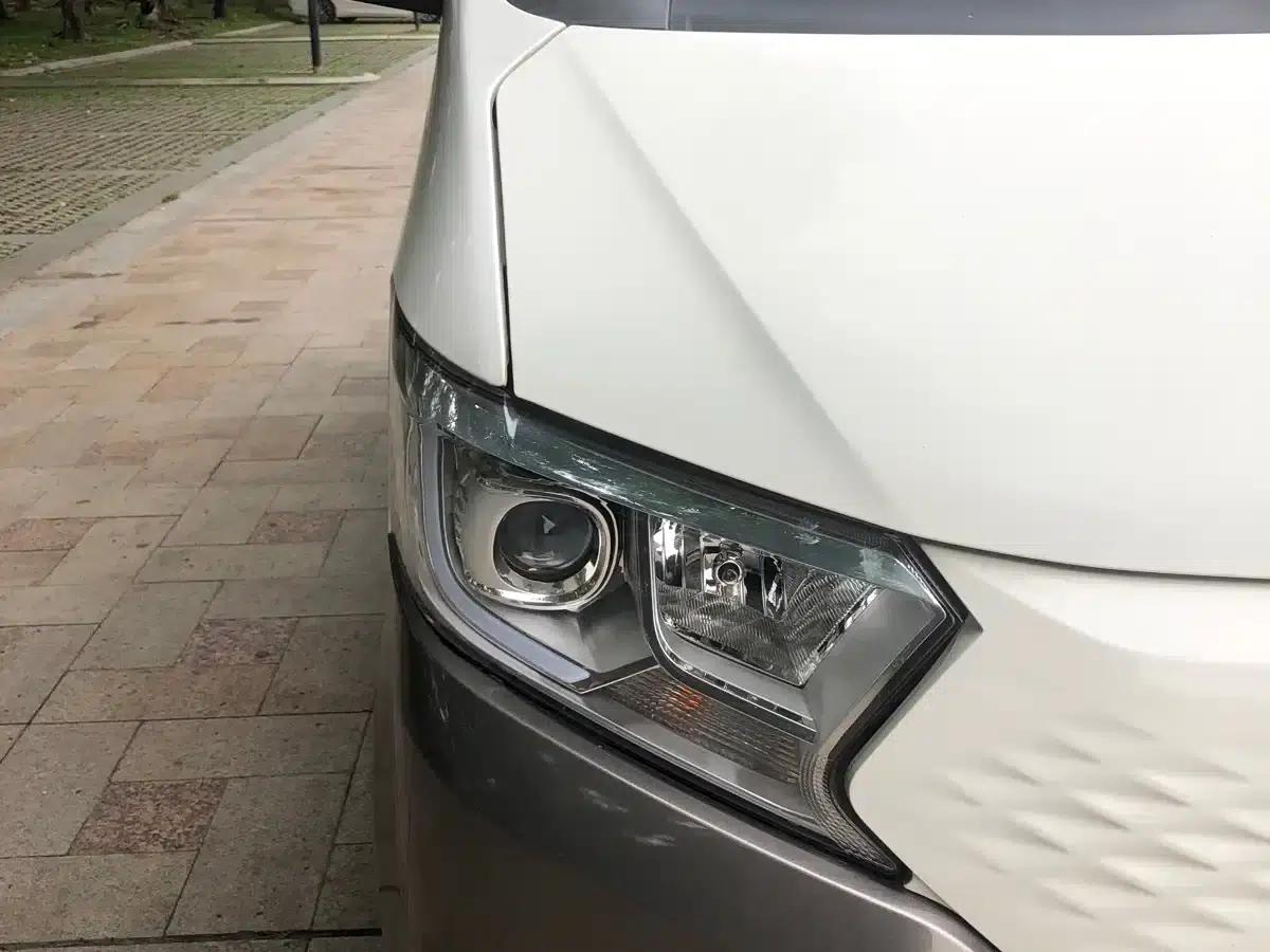 Crossstar V5 EV 2024 Smart Edition 6-seater with double doors — миниатюра 9