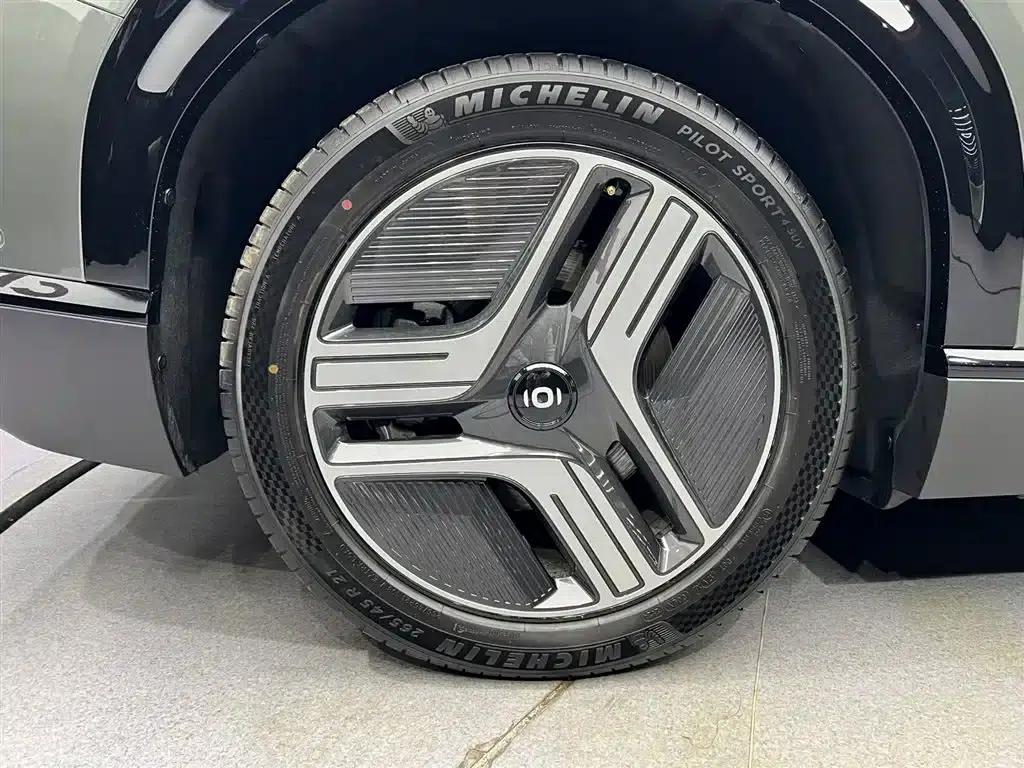 Changan Qiyuan E07 2025 Pure Electric Four-Wheel Drive 90kWh Grand Edition — миниатюра 8