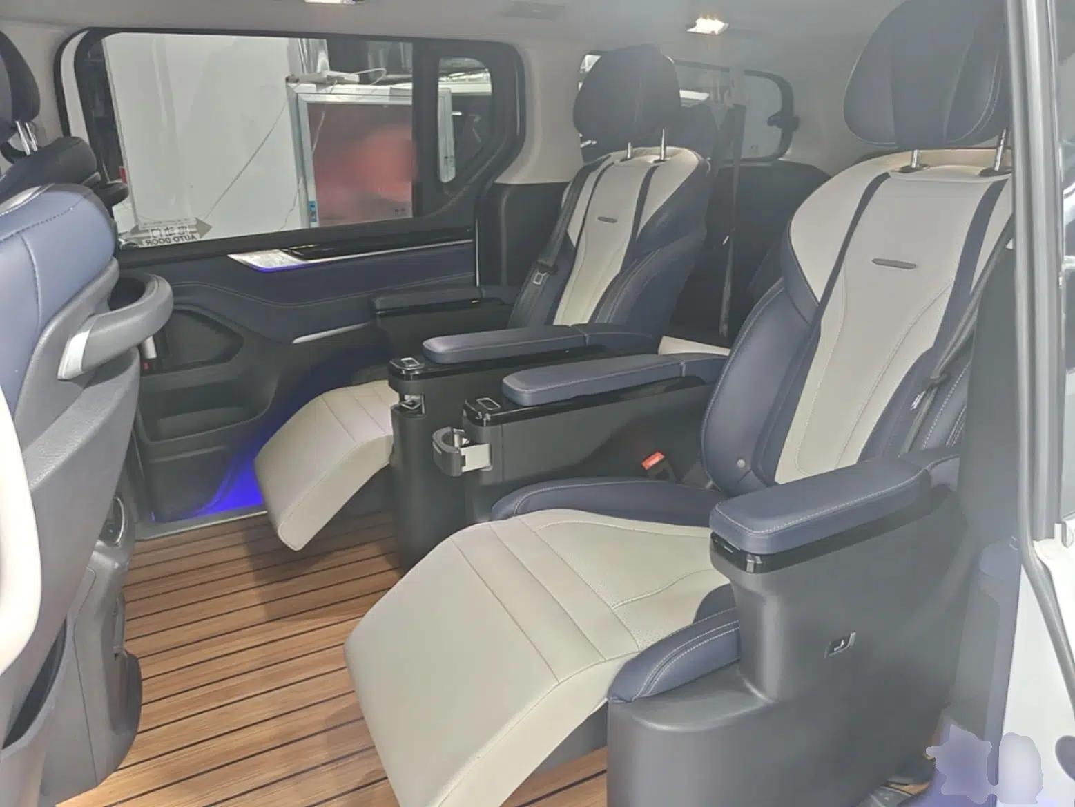 SAIC MAXUS G20 2021 PLUS 2.0T Gasoline Automatic Luxury Edition — миниатюра 19