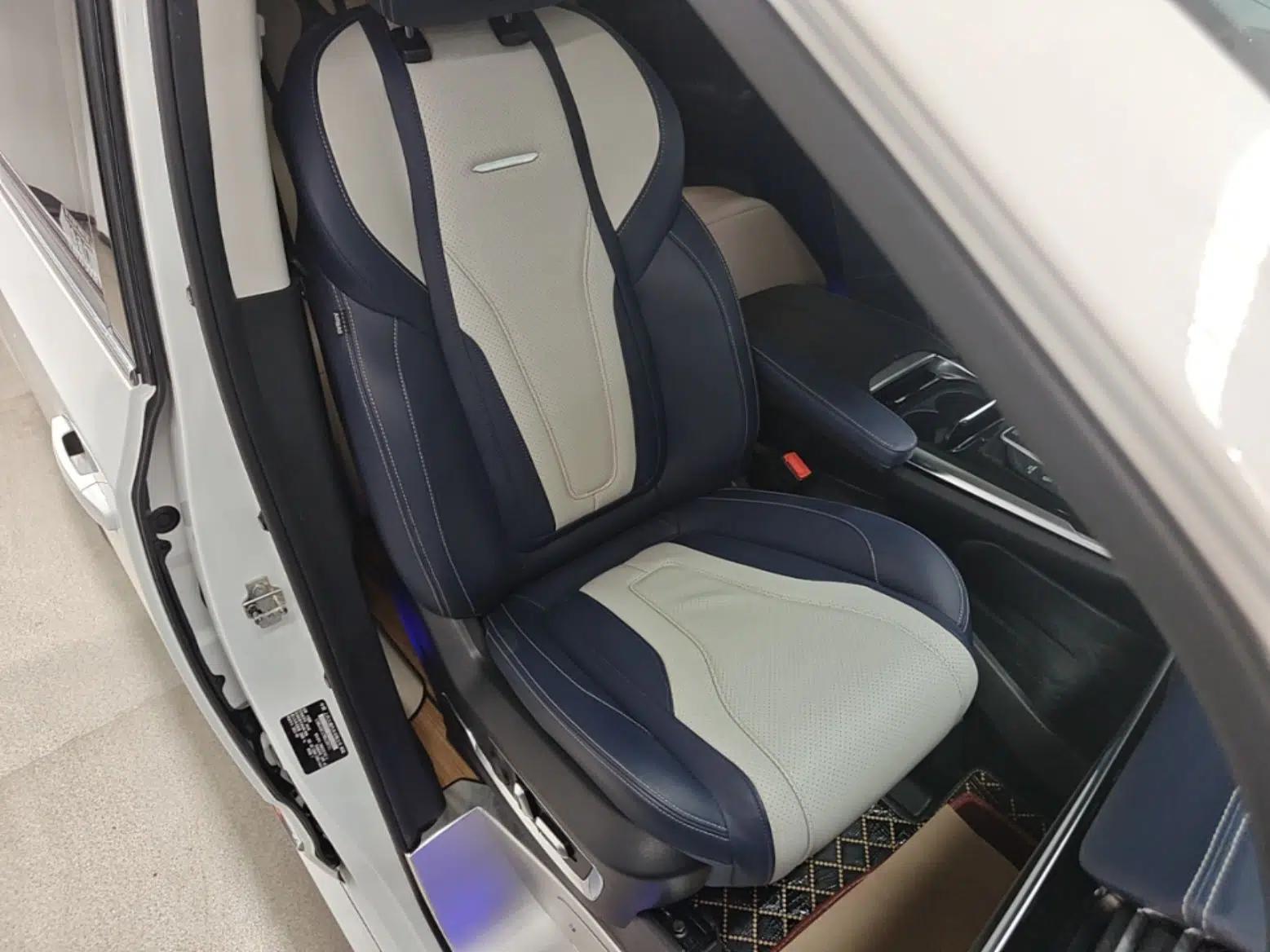 SAIC MAXUS G20 2021 PLUS 2.0T Gasoline Automatic Luxury Edition — миниатюра 23