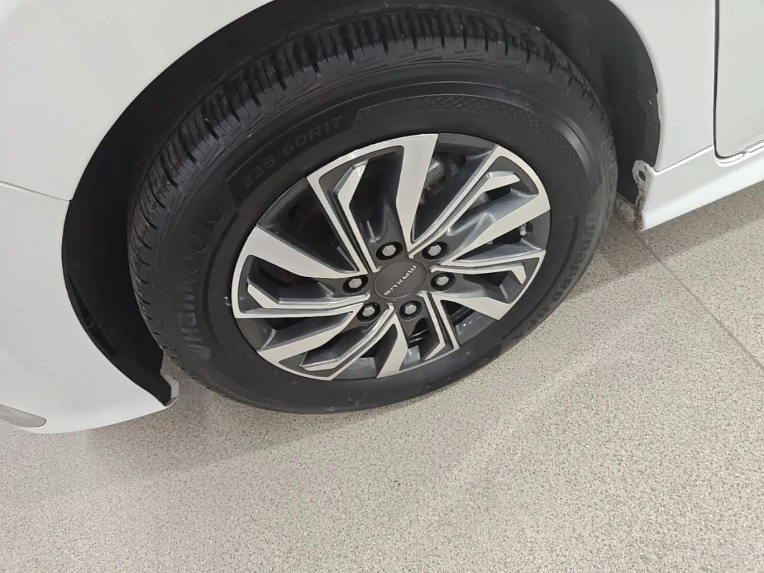 SAIC MAXUS G20 2021 PLUS 2.0T Gasoline Automatic Luxury Edition — миниатюра 9