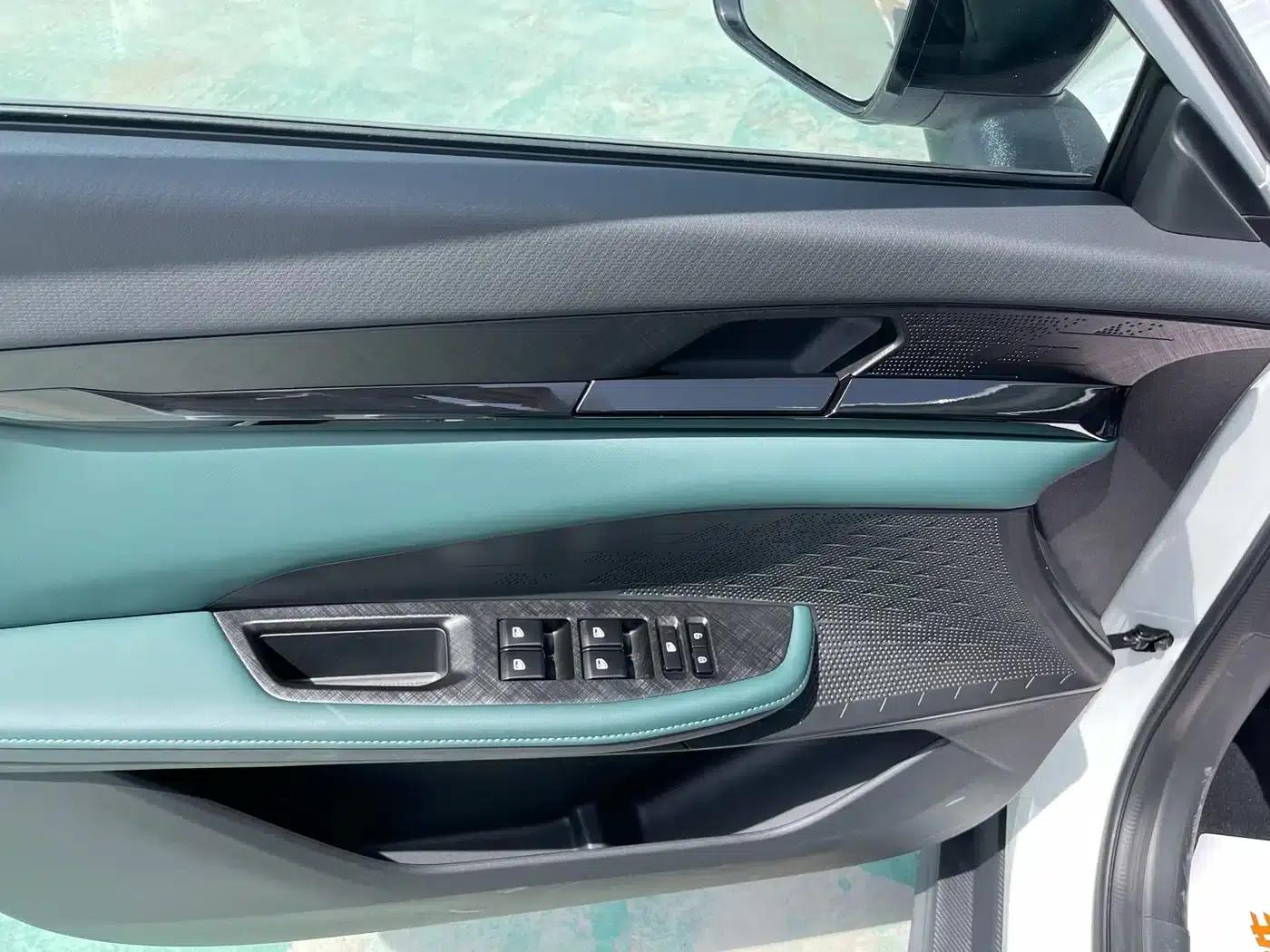 Changan Qiyuan A06 2023 Model 1.5L Automatic — миниатюра 7