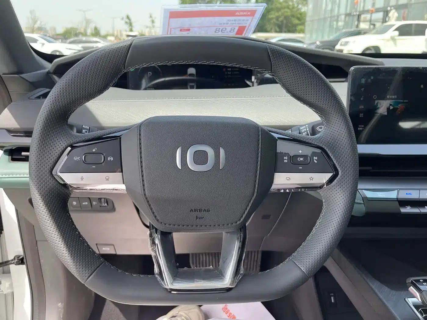 Changan Qiyuan A06 2023 Model 1.5L Automatic — миниатюра 8