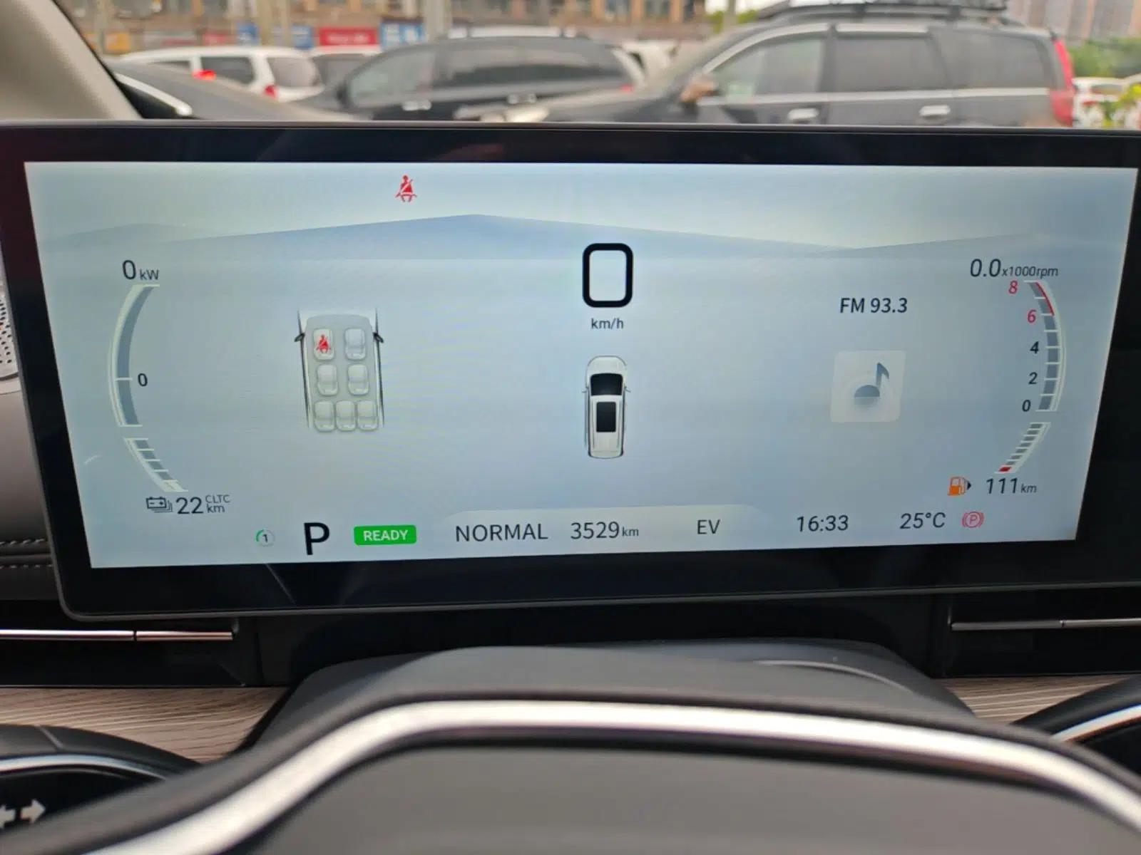 SAIC MAXUS G50 PHEV 2025 Leading Edition — миниатюра 15