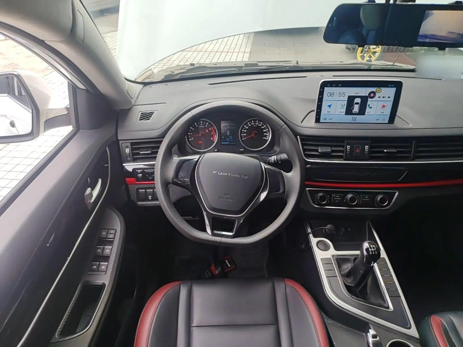 FORTHING T5 2022 Grand Edition 1.6L Manual Dream-Chasing Five-Seat Model — миниатюра 14