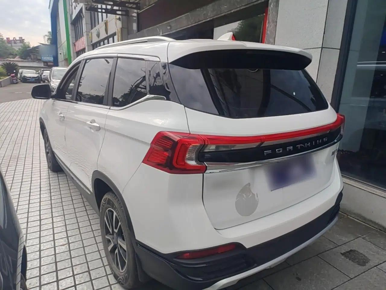 FORTHING T5 2022 Grand Edition 1.6L Manual Dream-Chasing Five-Seat Model — миниатюра 4