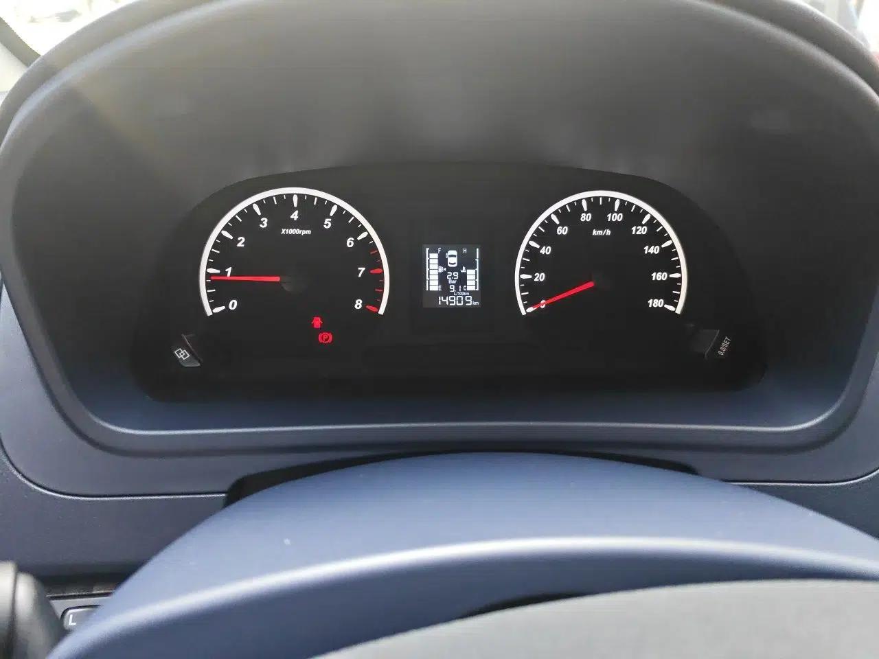 FORTHING Lingzhi PLUS 2024 1.5T Manual Luxury 7-Seater — миниатюра 12