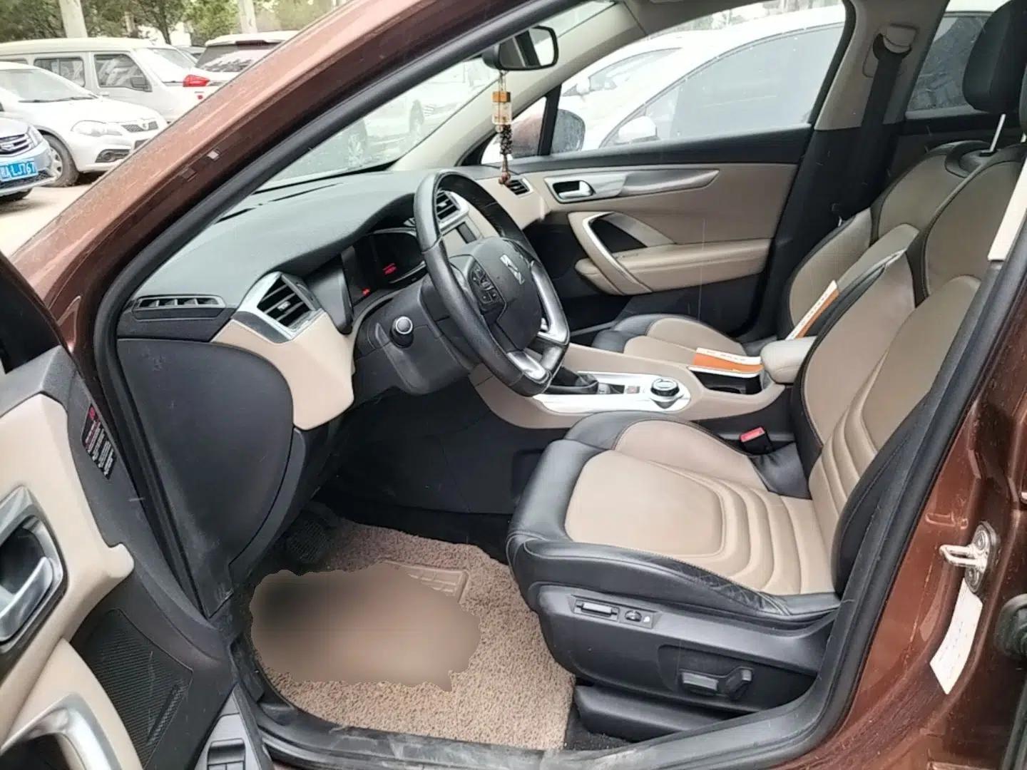 DS 6 2014 1.6T Luxury Edition THP160 — миниатюра 18