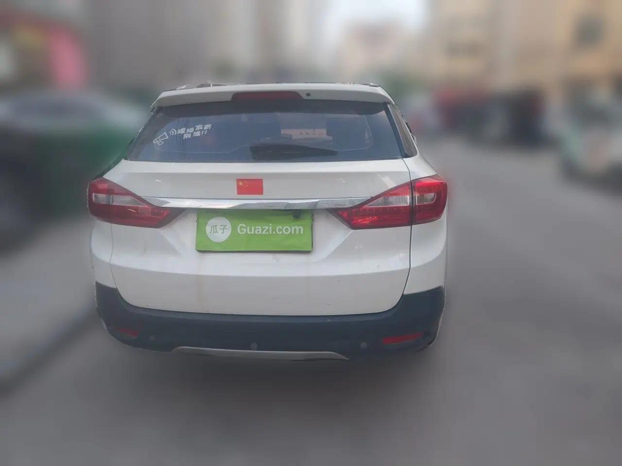 Dongfeng Aeolus AX3 2016 1.5L Manual Shangkue Model — миниатюра 5