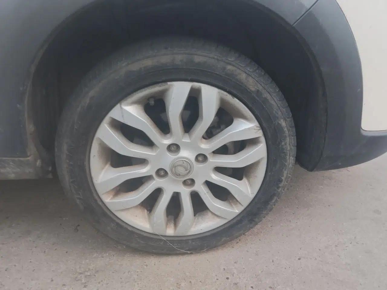 Dongfeng Aeolus AX3 2016 1.5L Manual Shangkue Model — миниатюра 8