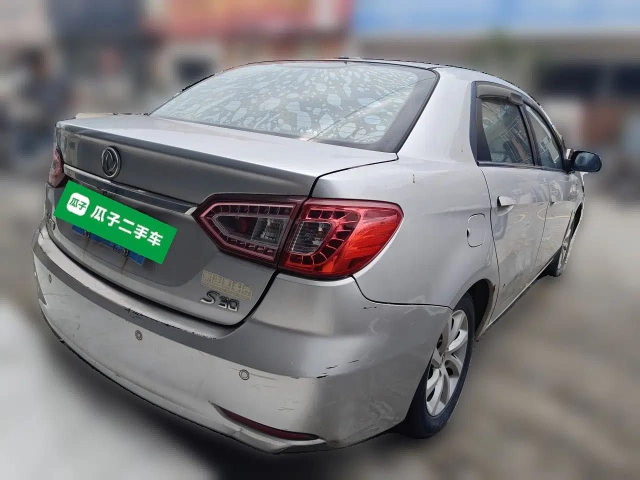 Dongfeng Aeolus S30 2013 1.5L Automatic Zunya Model — миниатюра 6