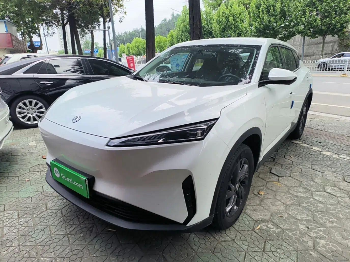 Dongfeng Aeolus SKY EV01 2025 530 km AIR Elite Edition — миниатюра 1