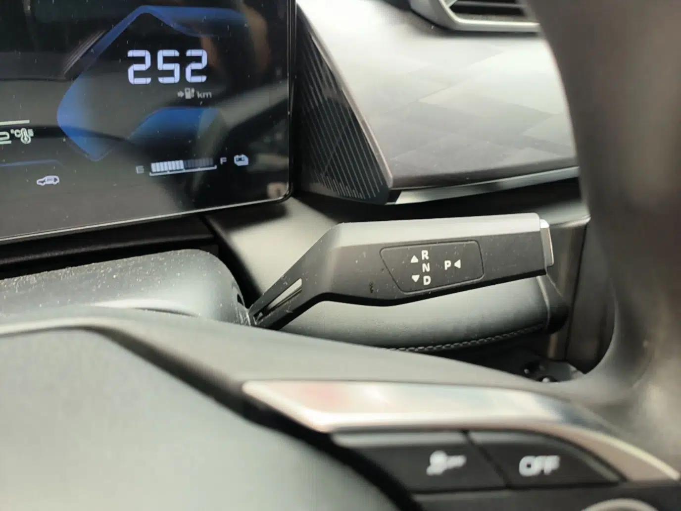 Dongfeng Aeolus SKY EV01 2025 530 km AIR Elite Edition — миниатюра 17