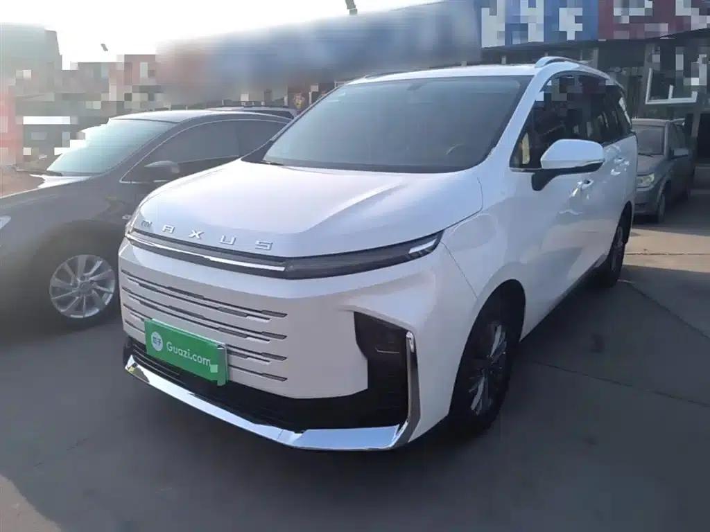 Maxus G50 Plug-in Hybrid 2025 Navigator Edition — миниатюра 2