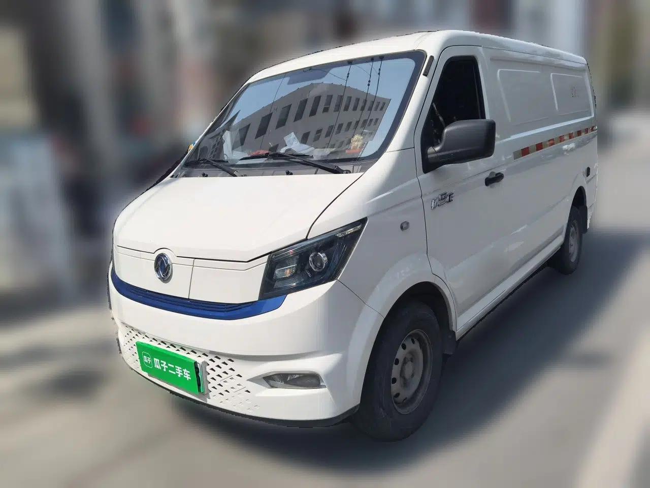 Dongfeng Yufeng EM27 2024 EM27 EVE Energy 41.86 kWh — миниатюра 1