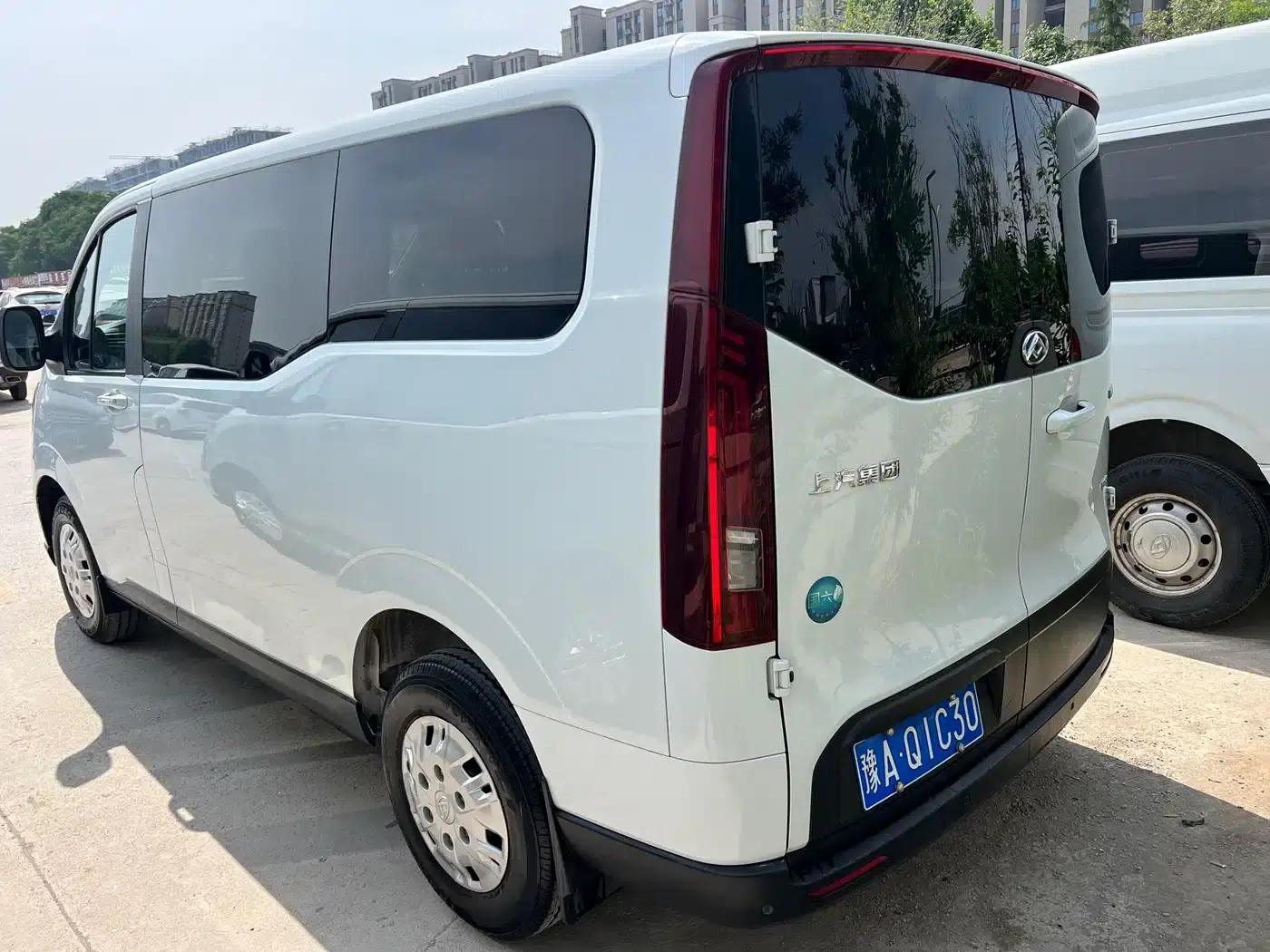 Xintu V70 2023 2.0T Elite Edition, Manual Short Wheelbase, Low Roof, 5/6 Seats (150Ps) — миниатюра 10