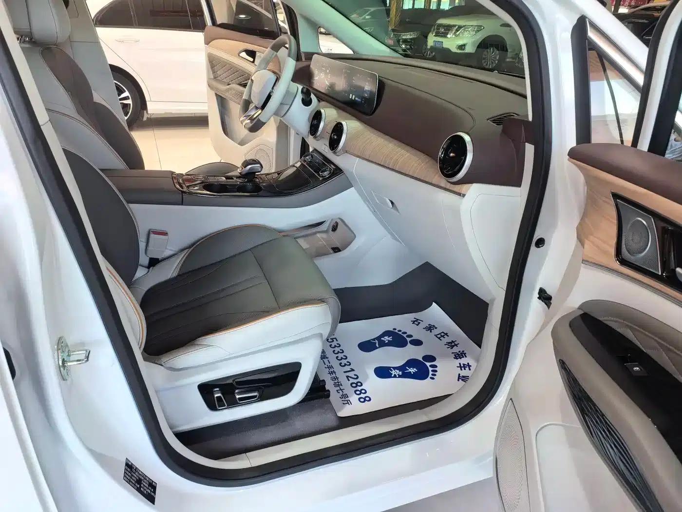Fengxing Yacht 2024 1.5T DCT Ocean View Edition — миниатюра 10