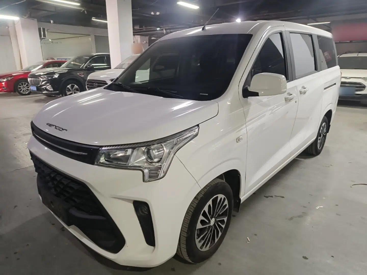 Dongfeng Fengon 380 2022 1.5L Comfort-Class Passenger Vehicle (Steel Spring) with 7 Seats — миниатюра 1