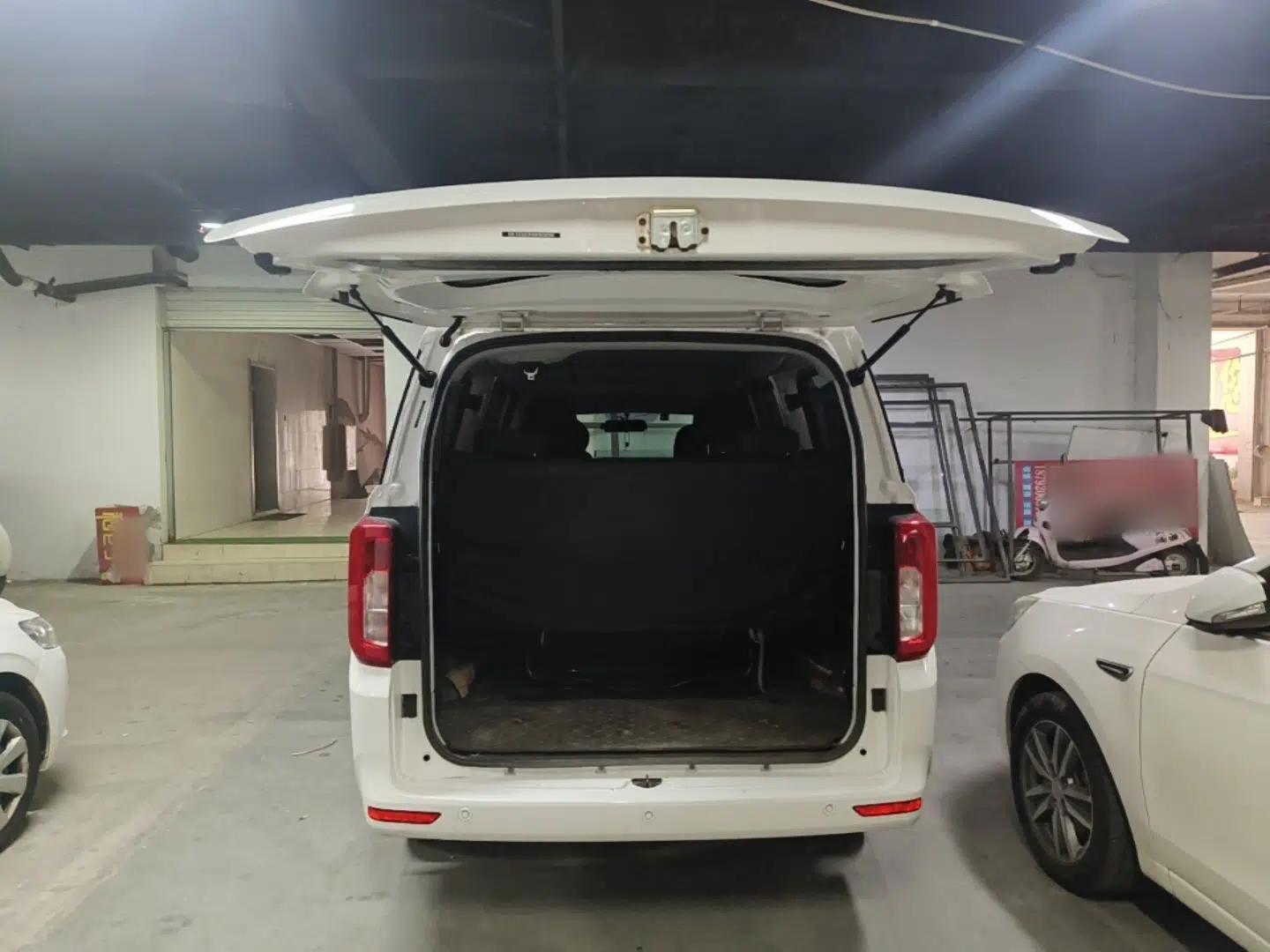 Dongfeng Fengon 380 2022 1.5L Comfort-Class Passenger Vehicle (Steel Spring) with 7 Seats — миниатюра 21