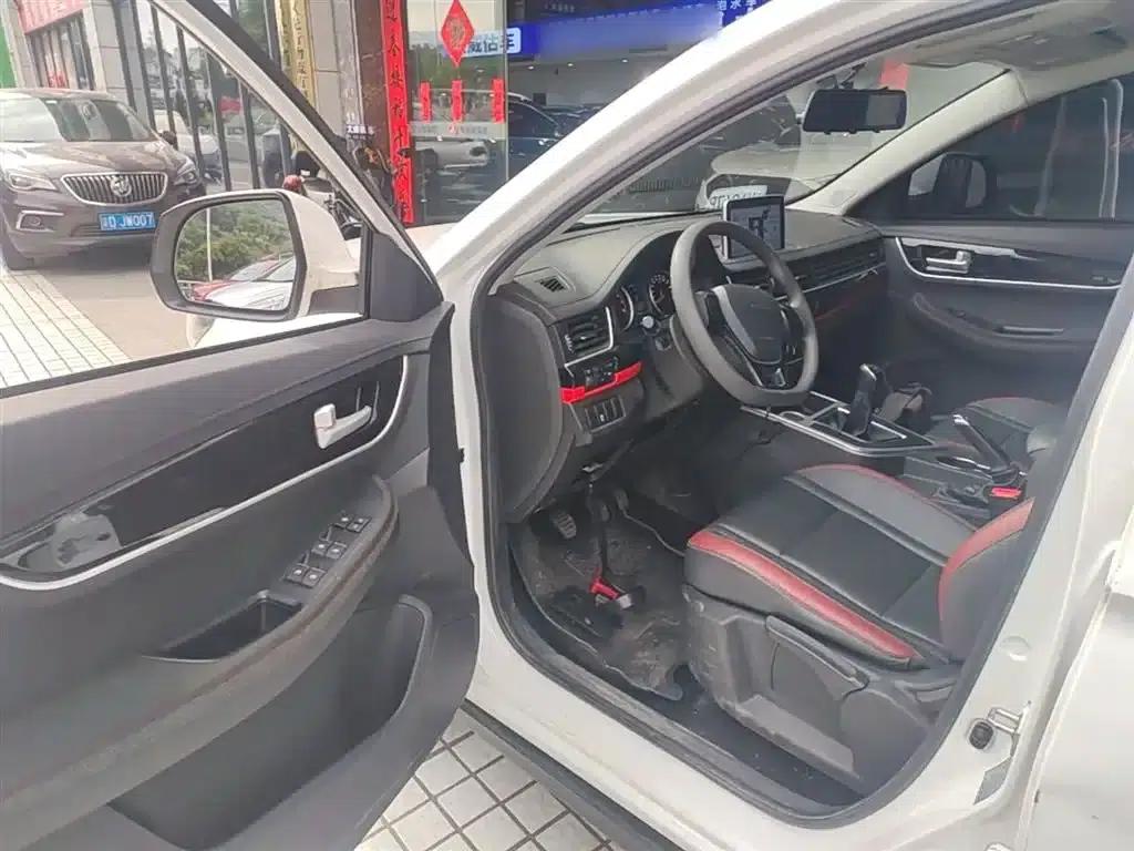 Fengxing T5 2022 Grand Edition 1.6L Manual Dream Edition (5-seater) — миниатюра 16