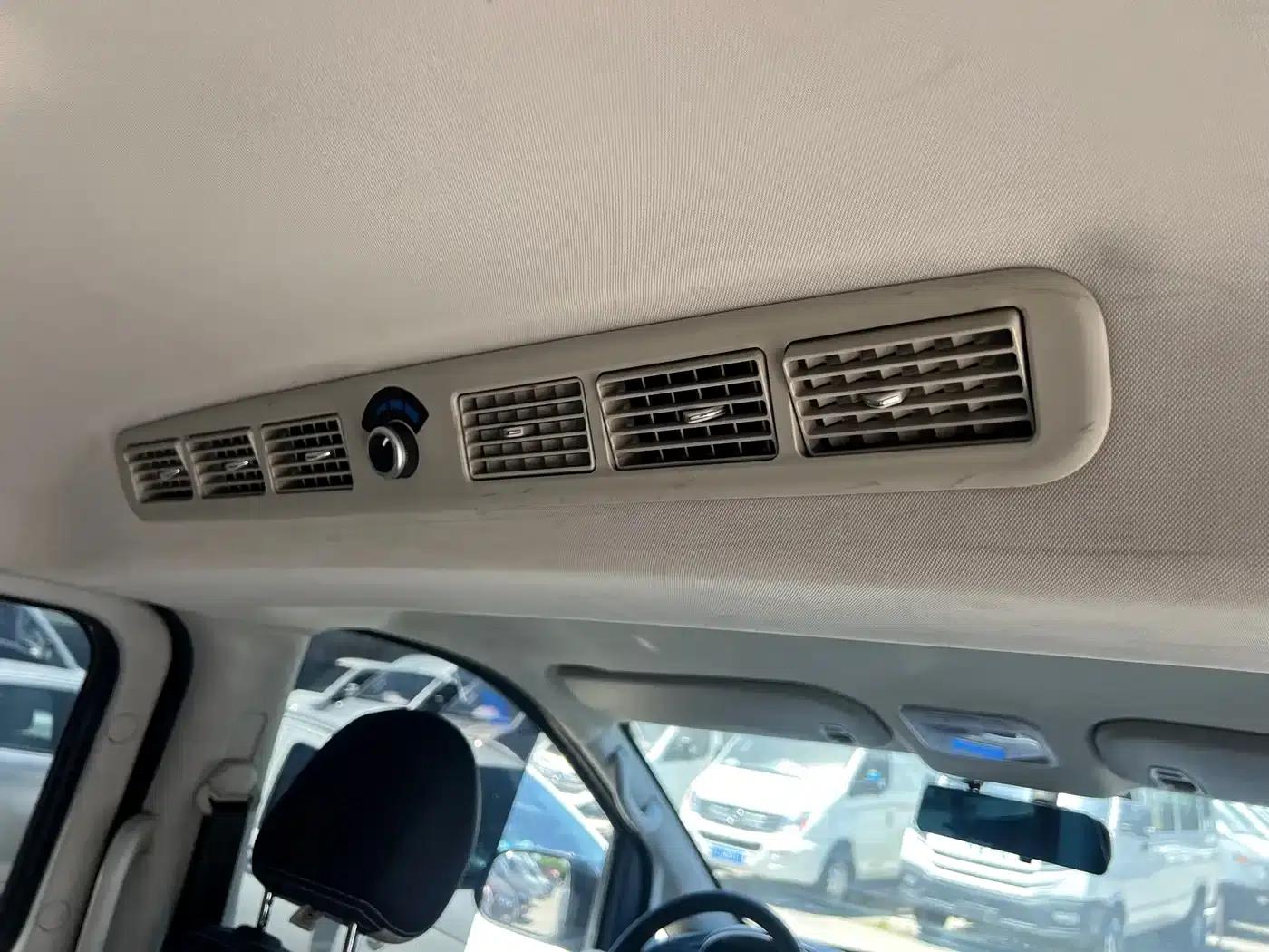 Lingzhi PLUS 2024 1.5T Manual Comfort 7-Seater — миниатюра 16
