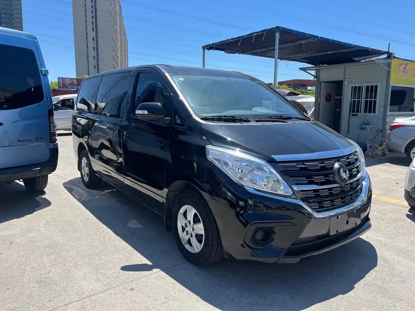 Lingzhi PLUS 2024 1.5T Manual Comfort 7-Seater — миниатюра 3