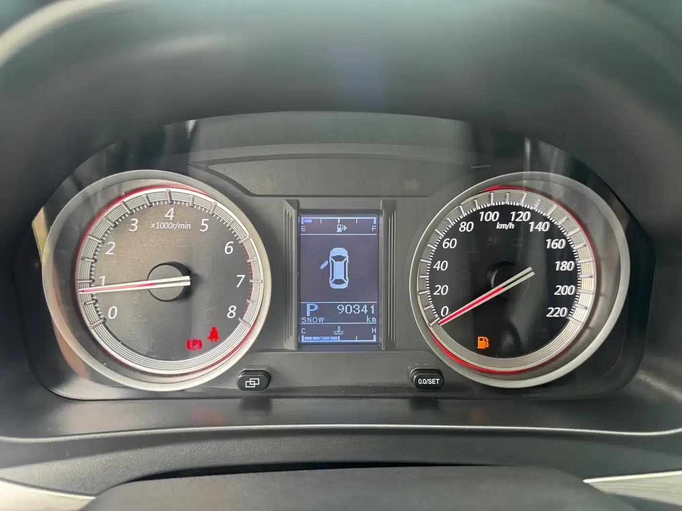 Jingyi X6 2017 Enjoy Series 1.5T CVT Premium — миниатюра 18