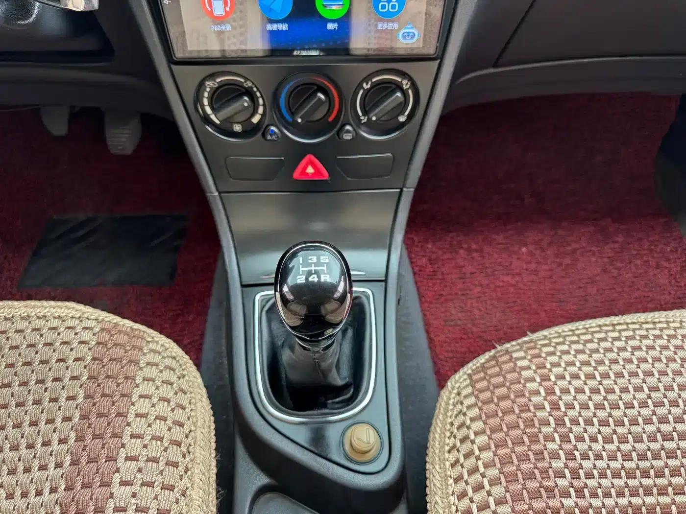 Dongfeng Fengshen S30 2014 1.5L Manual Thanksgiving Edition — миниатюра 10