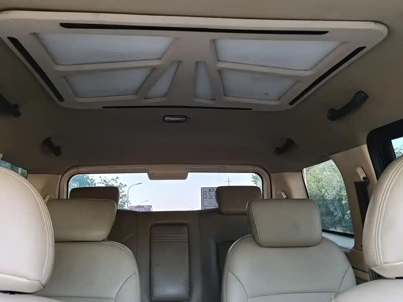 Shuai Ke 2011 1.6L Manual Deluxe 7-Seater — миниатюра 11