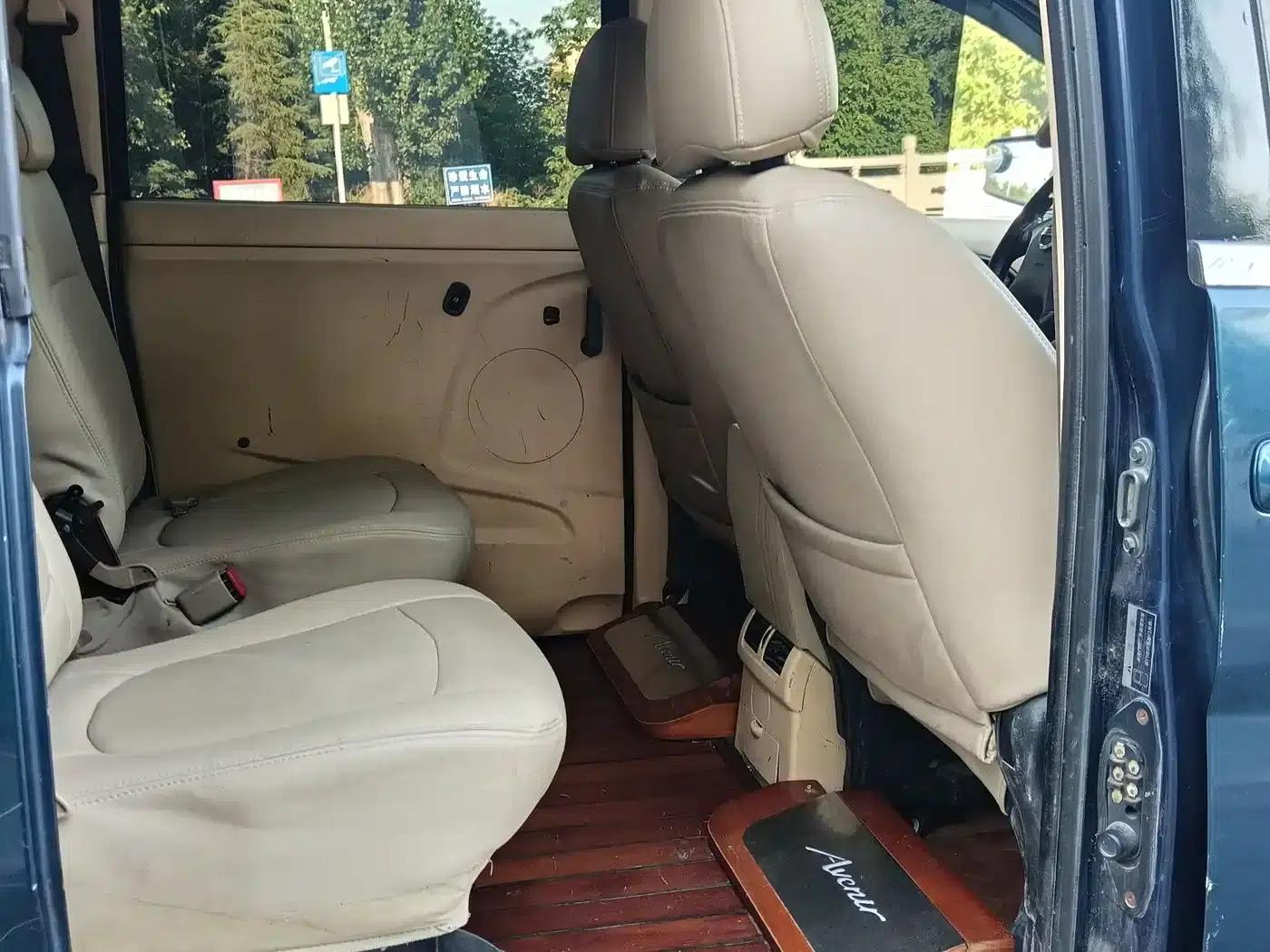 Shuai Ke 2011 1.6L Manual Deluxe 7-Seater — миниатюра 13