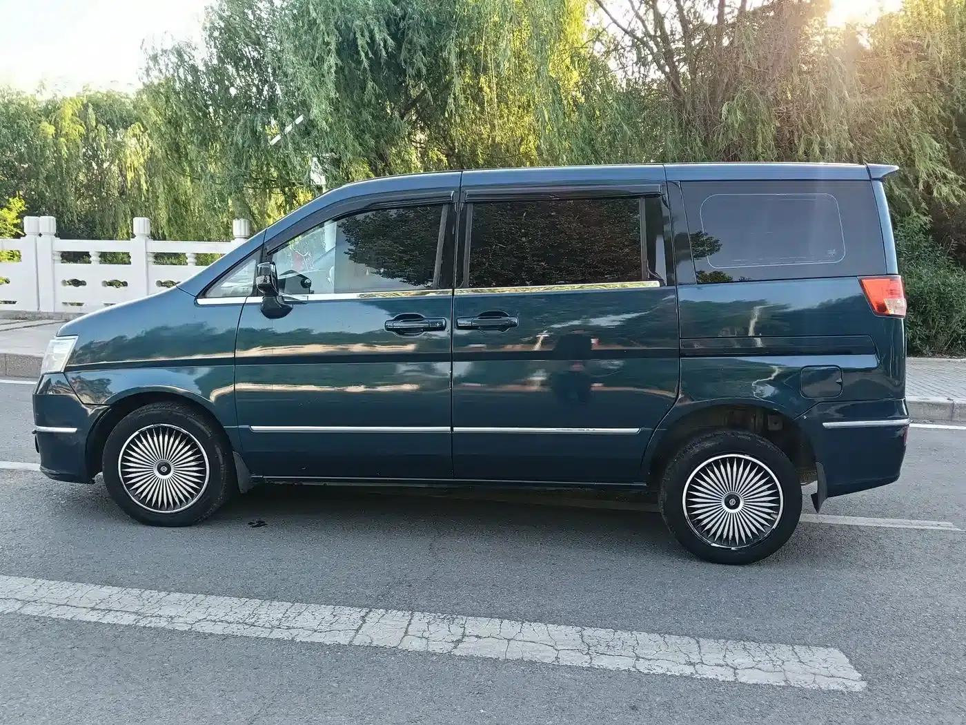 Shuai Ke 2011 1.6L Manual Deluxe 7-Seater — миниатюра 4