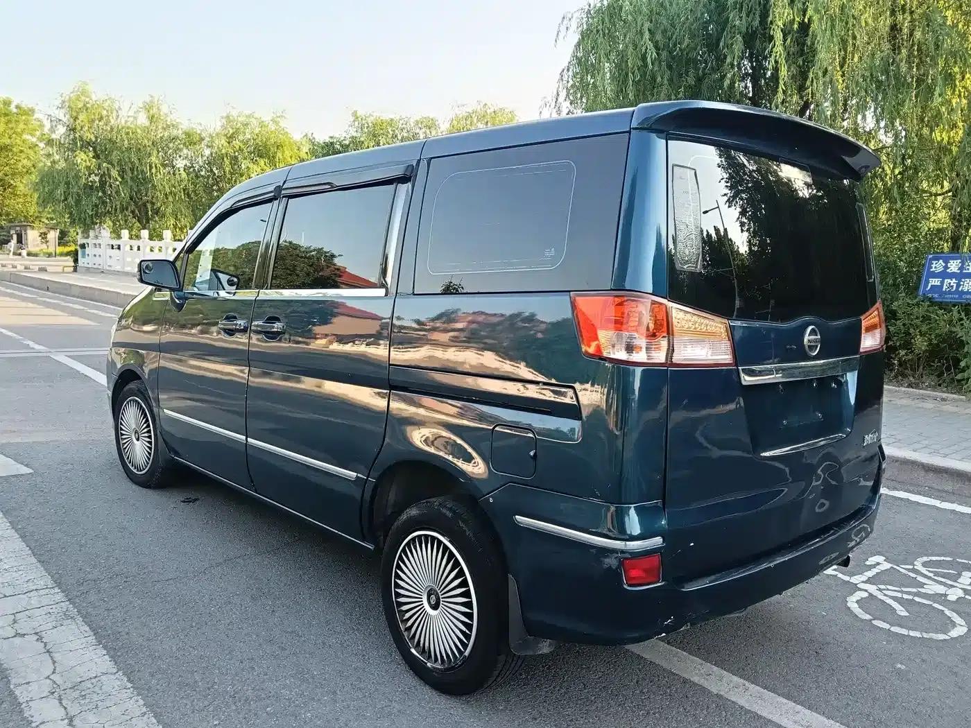 Shuai Ke 2011 1.6L Manual Deluxe 7-Seater — миниатюра 7