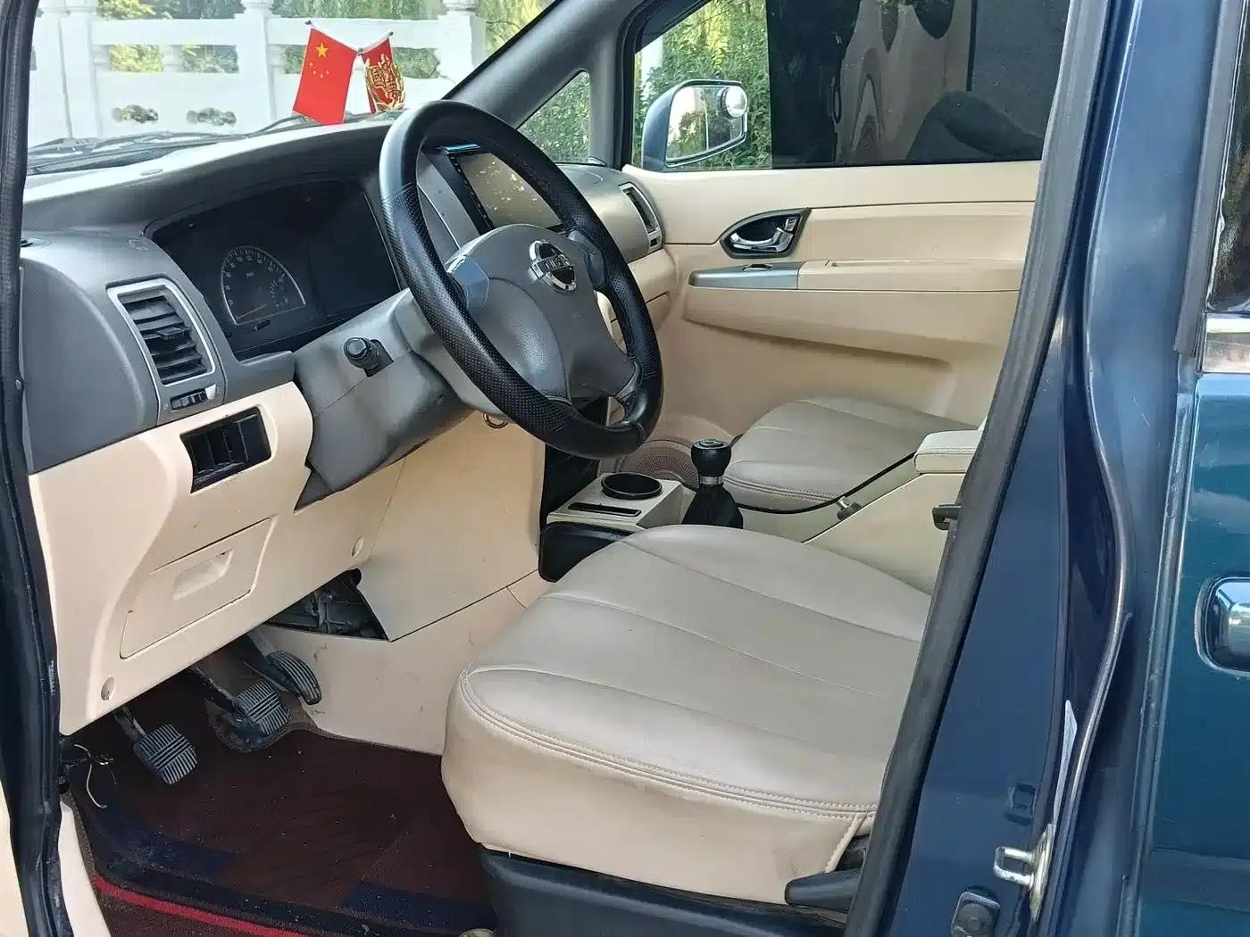 Shuai Ke 2011 1.6L Manual Deluxe 7-Seater — миниатюра 8