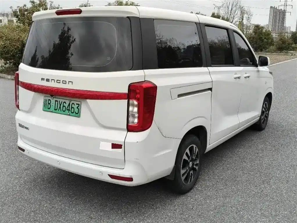 Fengguang E380 2023 Standard Edition - Comfort 5-seater — миниатюра 5