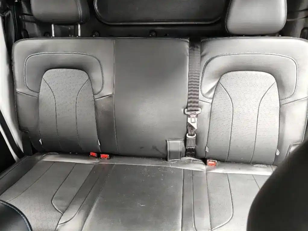 Fengguang E380 2023 Standard Edition - Comfort 5-seater — миниатюра 7