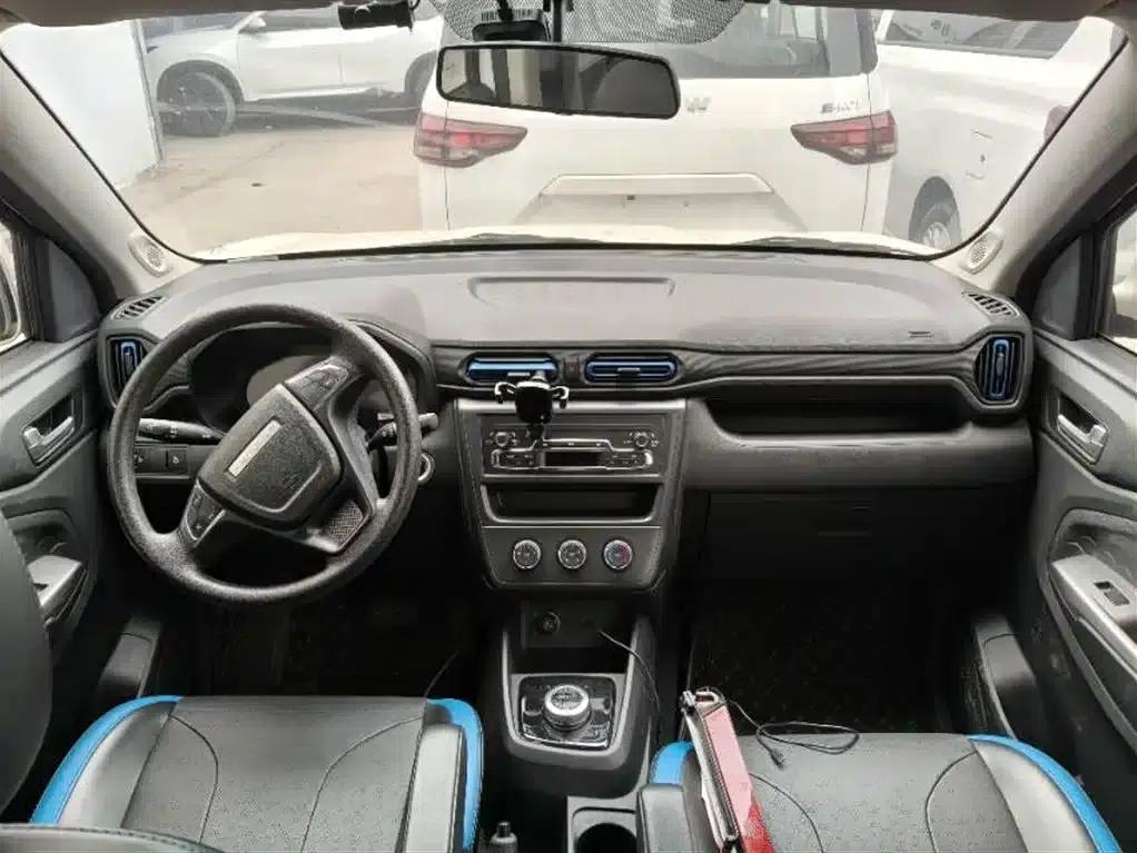 Fengguang E380 2023 Standard Edition - Comfort 5-seater — миниатюра 8