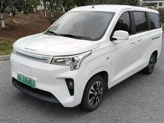 Fengguang E380 2023 Standard Edition - Comfort 5-seater