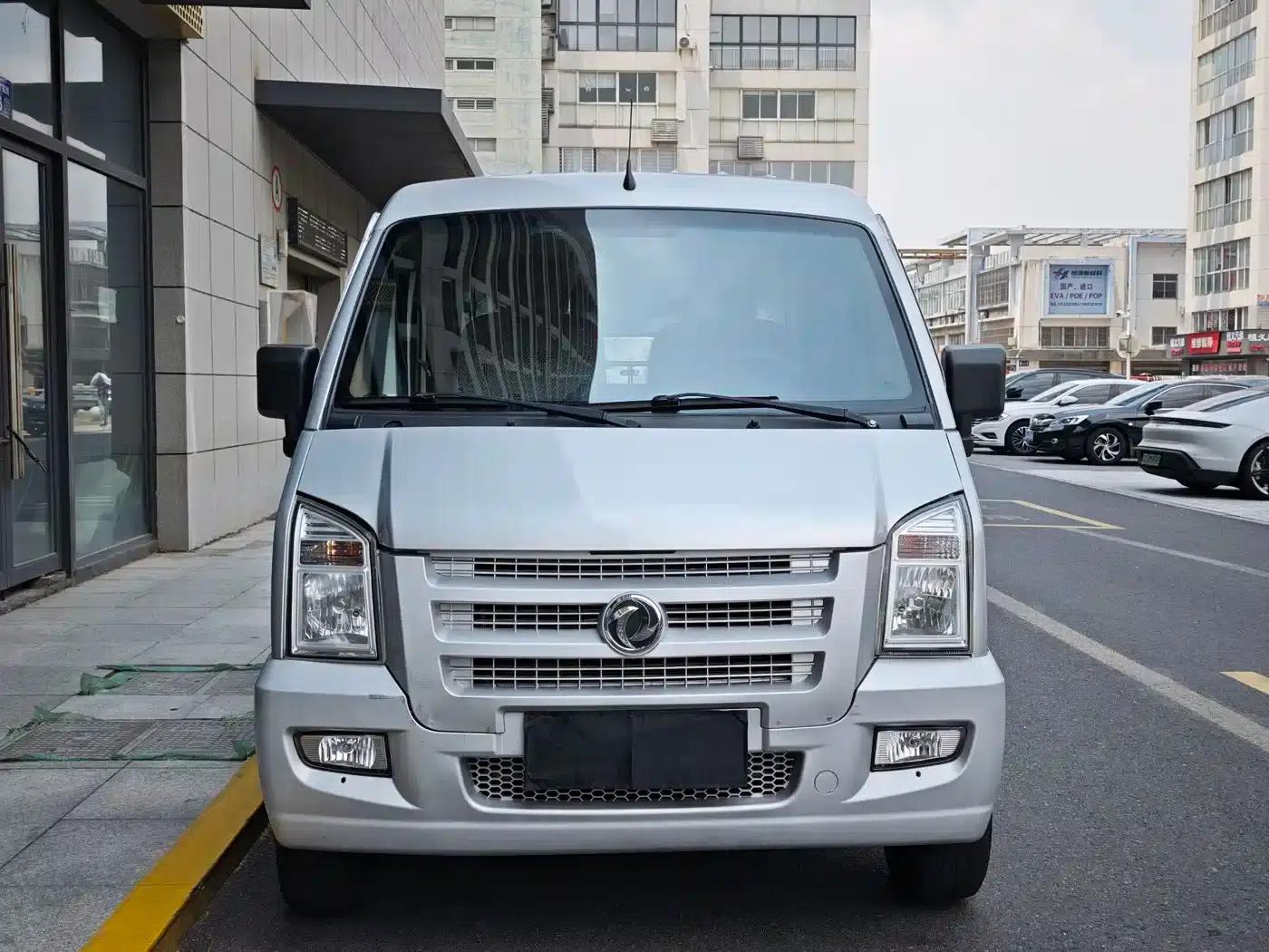 Dongfeng Xiaokang C35 2019 Model 1.5L Basic II Sedan (National VI Emission Standard) DK15 — миниатюра 2