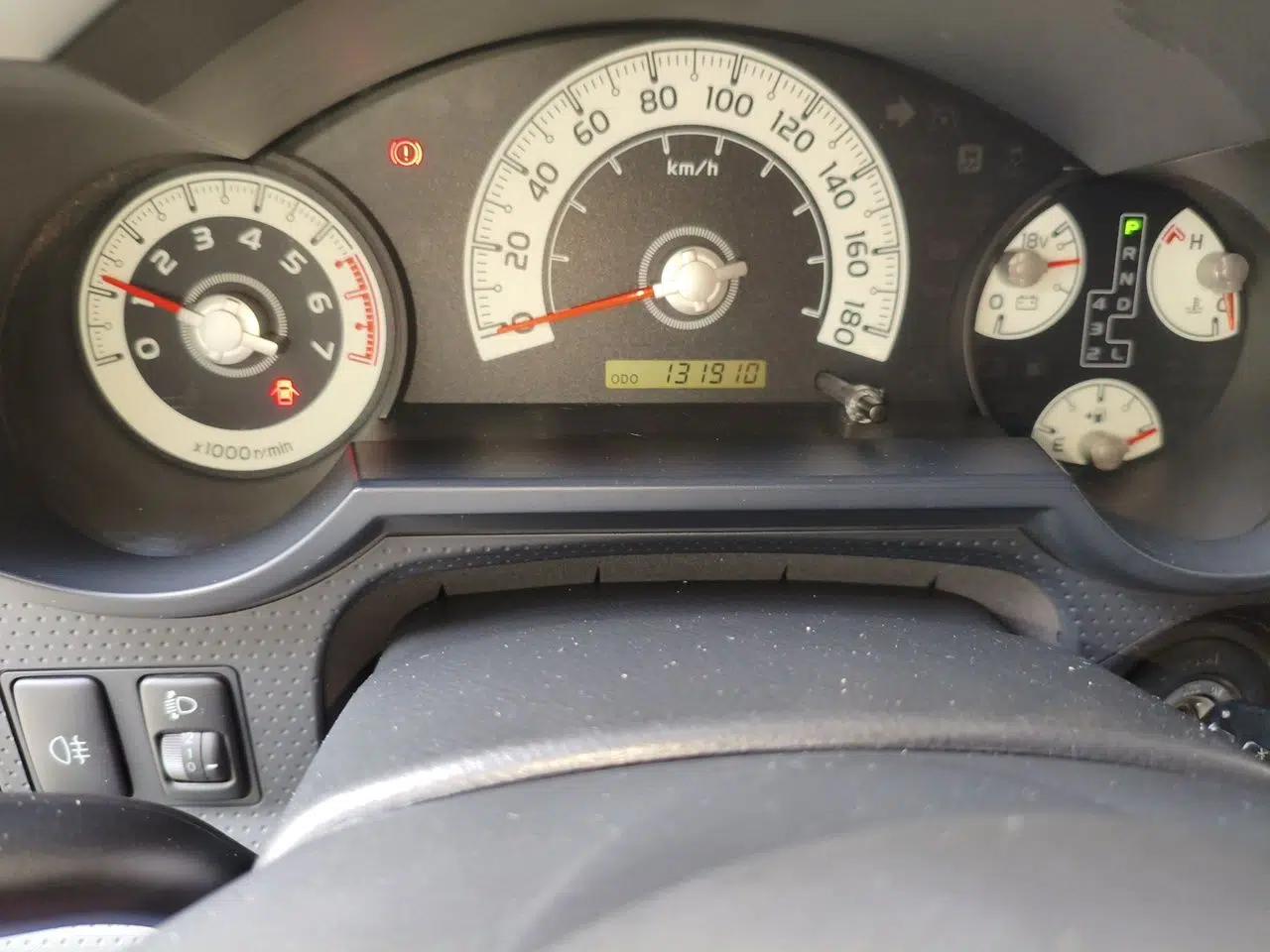 Toyota FJ Cruiser 2011 4.0L — миниатюра 13